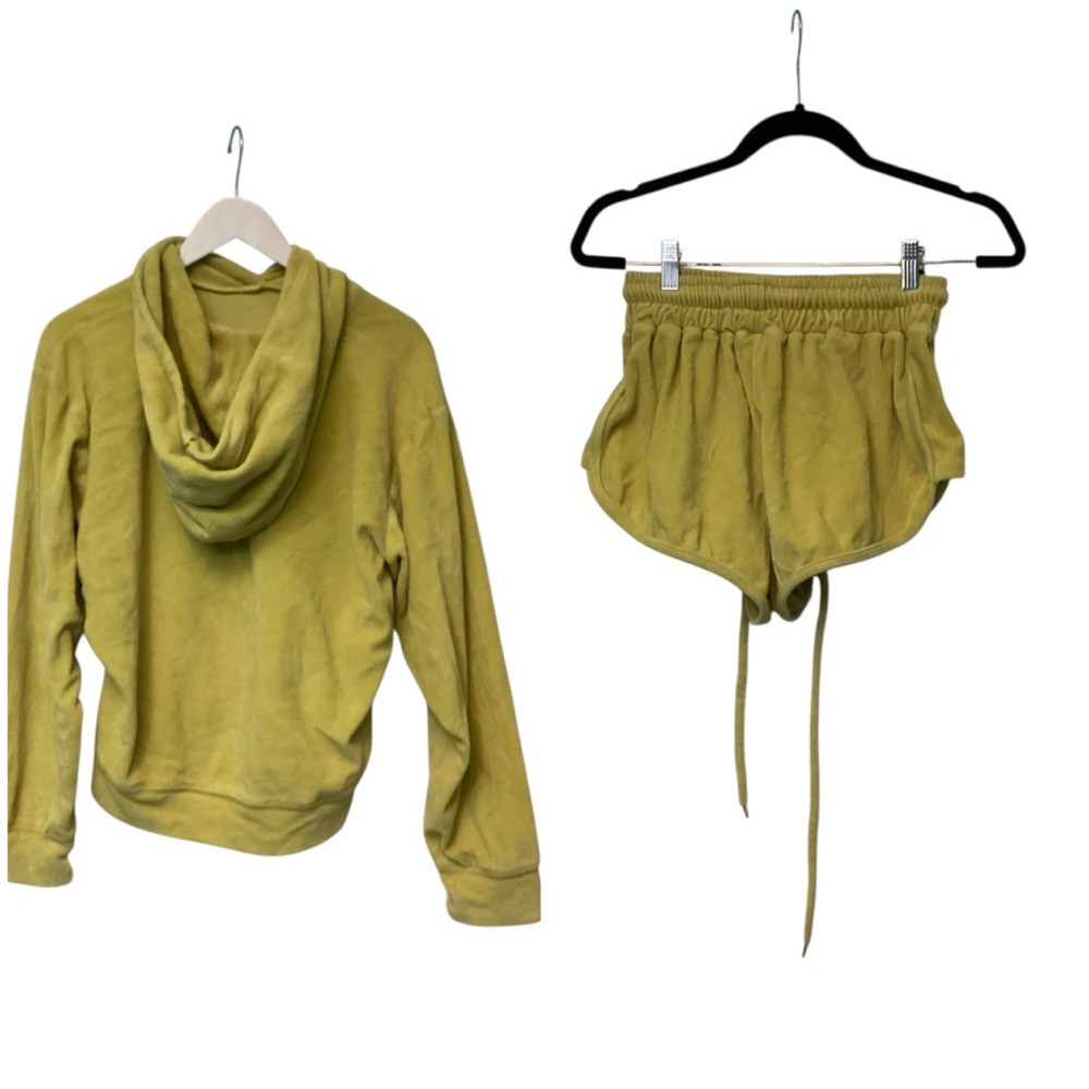 Mikoh Terry Cloth Short Set-2 - Picture 2 of 4